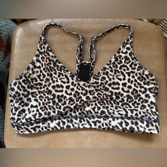 ZYIA Other - ZYIA Black and Tan Activewear Top